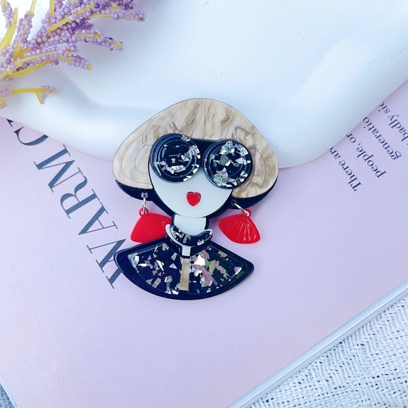 Fashion Brooch Pins Fun Chic Lady Brooch Pin Fashion Brooches Gifts for Her - Picture 4 of 7